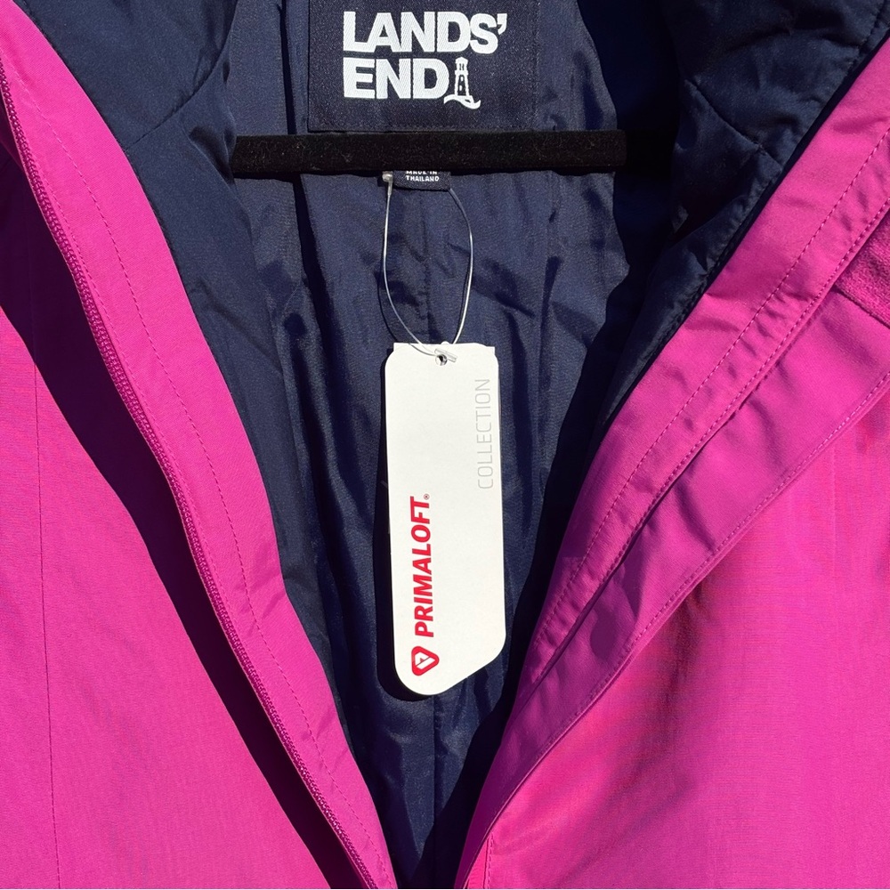 Lands' End 3 in 1 Coat w/quilted removable inner coat. Wind-waterproof size 8 - Picture 4 of 11